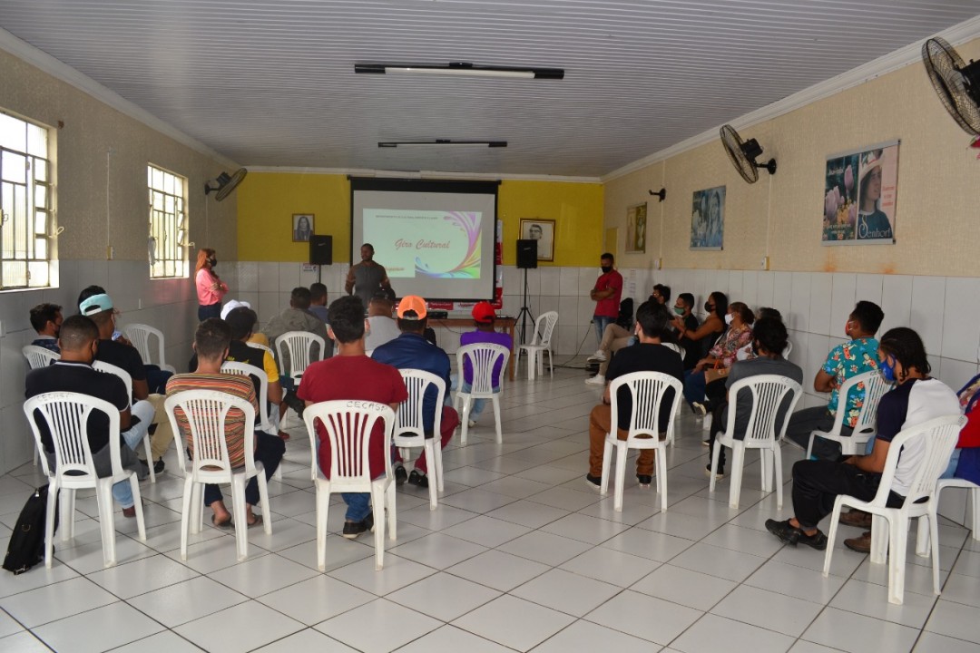 Departamento de Cultura se reúne com produtores de cultura de Jaguarari, apresenta ações realizadas e ouve demandas da classe