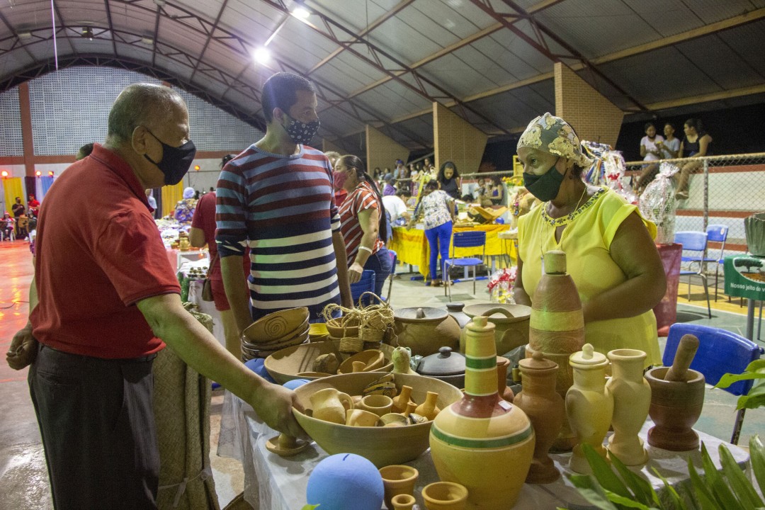 Feira do Empreendedor da Agricultura Familiar Natal Iluminado  traz ao público o potencial econômico e cultural de Jaguarari