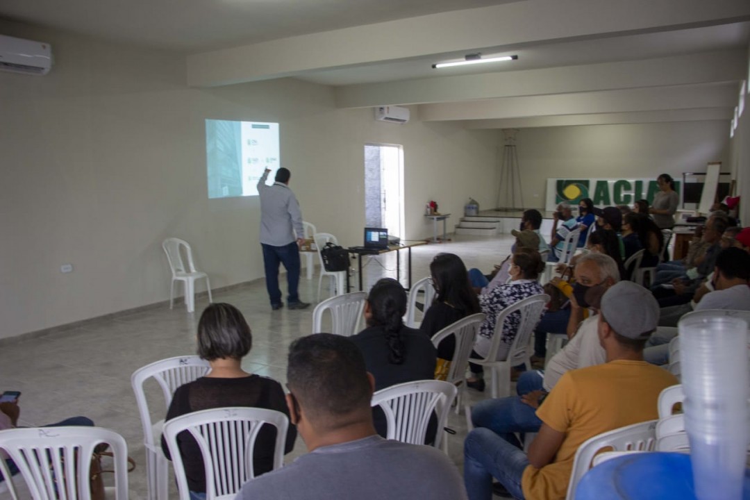 Secretaria de Agricultura de Jaguarari firma parceria com SENAR para ações de capacitação profissional