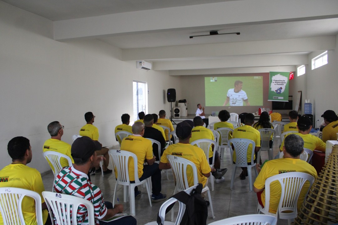 Árbitros e assistentes que atuarão na Copa Rural 2024 participam de capacitação em Jaguarari